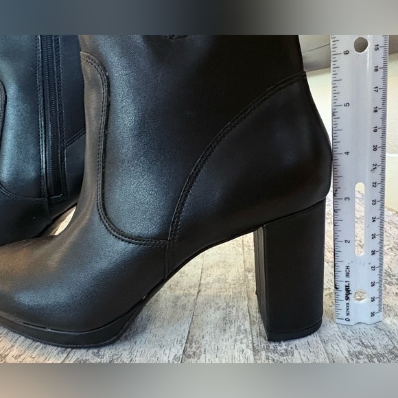 NEW w/oTags Aqua College Hadie Leather Waterproof Black Heeled Boots Women's 8 - Picture 11 of 11
